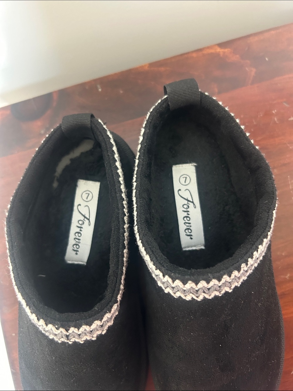 Black Slip-On Platform Mule with Contrast Trim size 7 - Picture 3 of 4
